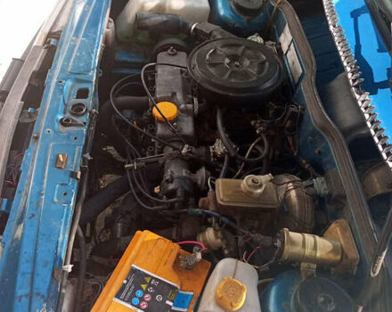 Синий ВАЗ 21099, объемом двигателя 1.5 л и пробегом 241 тыс. км за 1350 $, фото 2 на Automoto.ua