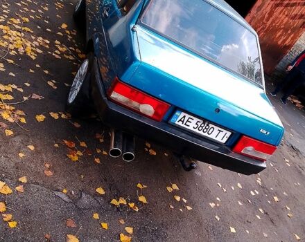 Синий ВАЗ 21099, объемом двигателя 1.5 л и пробегом 180 тыс. км за 2100 $, фото 4 на Automoto.ua