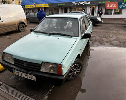 Синий ВАЗ 21099, объемом двигателя 1.5 л и пробегом 300 тыс. км за 1000 $, фото 2 на Automoto.ua