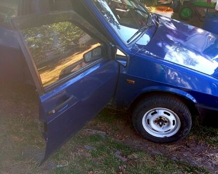 Синий ВАЗ 21099, объемом двигателя 1.5 л и пробегом 292 тыс. км за 1350 $, фото 4 на Automoto.ua