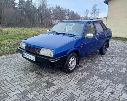 Синий ВАЗ 21099, объемом двигателя 1.5 л и пробегом 10 тыс. км за 600 $, фото 1 на Automoto.ua