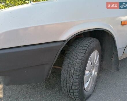 Синий ВАЗ 21099, объемом двигателя 1.5 л и пробегом 200 тыс. км за 999 $, фото 1 на Automoto.ua