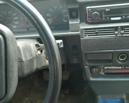 Синий ВАЗ 21099, объемом двигателя 1.5 л и пробегом 400 тыс. км за 1000 $, фото 3 на Automoto.ua