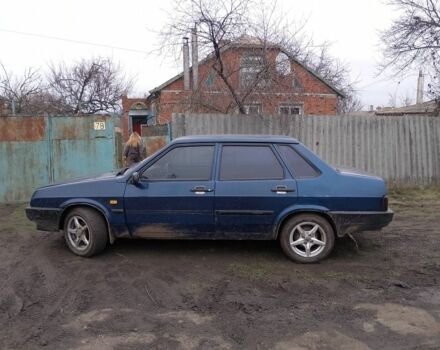 Синий ВАЗ 21099, объемом двигателя 1.5 л и пробегом 2 тыс. км за 1200 $, фото 3 на Automoto.ua