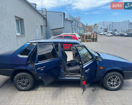 Синий ВАЗ 21099, объемом двигателя 1.5 л и пробегом 200 тыс. км за 1400 $, фото 1 на Automoto.ua