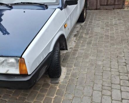 Синій ВАЗ 21099, об'ємом двигуна 1.5 л та пробігом 270 тис. км за 1100 $, фото 2 на Automoto.ua