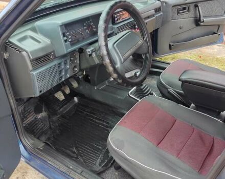 Синий ВАЗ 21099, объемом двигателя 1.5 л и пробегом 160 тыс. км за 3500 $, фото 3 на Automoto.ua