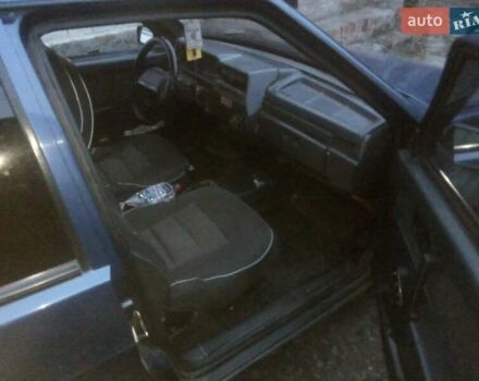 Синий ВАЗ 21099, объемом двигателя 1.5 л и пробегом 300 тыс. км за 1200 $, фото 2 на Automoto.ua