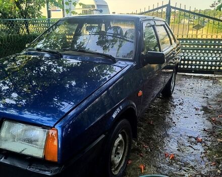 Синий ВАЗ 21099, объемом двигателя 1.5 л и пробегом 250 тыс. км за 1250 $, фото 1 на Automoto.ua