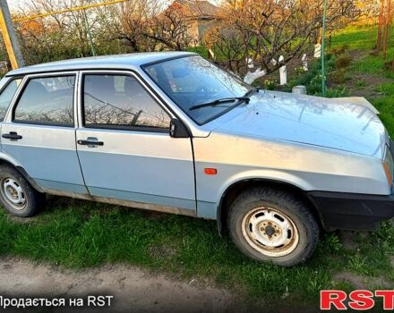 Синий ВАЗ 21099, объемом двигателя 1.5 л и пробегом 140 тыс. км за 1400 $, фото 2 на Automoto.ua