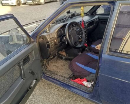 ВАЗ 21099 2005 в Каменце-Подольском на Automoto.ua Синий ВАЗ 21099, объемом двигателя 1.5 л и пробегом 30 тыс. км за 1500 $, фото 6 на Automoto.ua