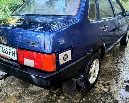 Синий ВАЗ 21099, объемом двигателя 1.5 л и пробегом 250 тыс. км за 1250 $, фото 3 на Automoto.ua