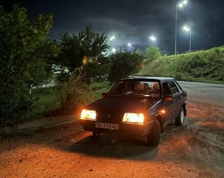 Синий ВАЗ 21099, объемом двигателя 0 л и пробегом 222 тыс. км за 1100 $, фото 4 на Automoto.ua