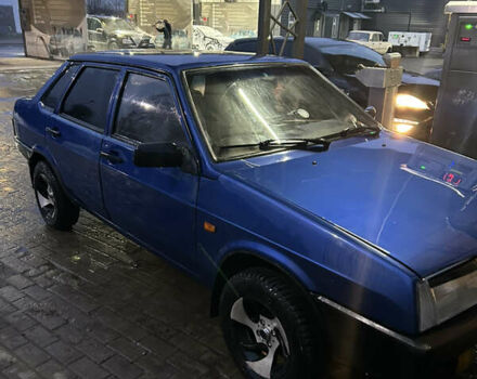 Синий ВАЗ 21099, объемом двигателя 1.6 л и пробегом 215 тыс. км за 1800 $, фото 2 на Automoto.ua