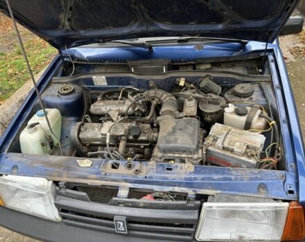 Синий ВАЗ 21099, объемом двигателя 1.5 л и пробегом 212 тыс. км за 1200 $, фото 6 на Automoto.ua