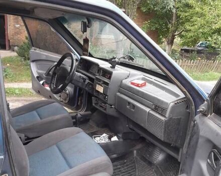 Синий ВАЗ 21099, объемом двигателя 1.5 л и пробегом 100 тыс. км за 1447 $, фото 2 на Automoto.ua