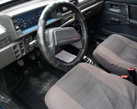 Синий ВАЗ 21099, объемом двигателя 1.5 л и пробегом 235 тыс. км за 1700 $, фото 4 на Automoto.ua
