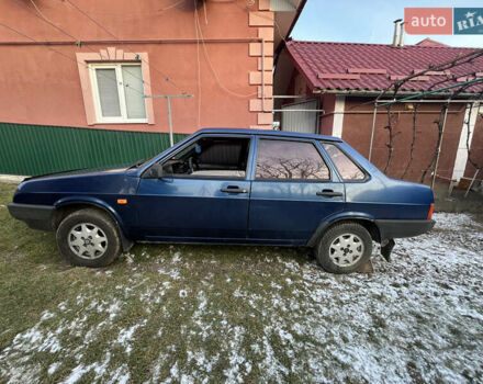 Синий ВАЗ 21099, объемом двигателя 1.5 л и пробегом 145 тыс. км за 1400 $, фото 2 на Automoto.ua