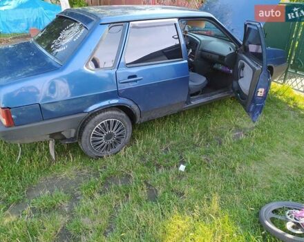 Синий ВАЗ 21099, объемом двигателя 1.6 л и пробегом 203 тыс. км за 1500 $, фото 4 на Automoto.ua