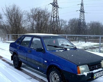 Синий ВАЗ 21099, объемом двигателя 1.6 л и пробегом 311 тыс. км за 1350 $, фото 1 на Automoto.ua