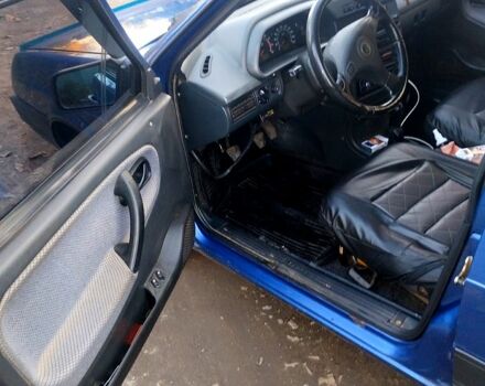 Синий ВАЗ 21099, объемом двигателя 1.6 л и пробегом 150 тыс. км за 2000 $, фото 4 на Automoto.ua