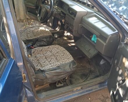 Синий ВАЗ 21099, объемом двигателя 1.5 л и пробегом 300 тыс. км за 1200 $, фото 13 на Automoto.ua