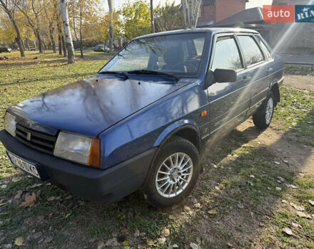 Синий ВАЗ 21099, объемом двигателя 1.6 л и пробегом 165 тыс. км за 1950 $, фото 3 на Automoto.ua