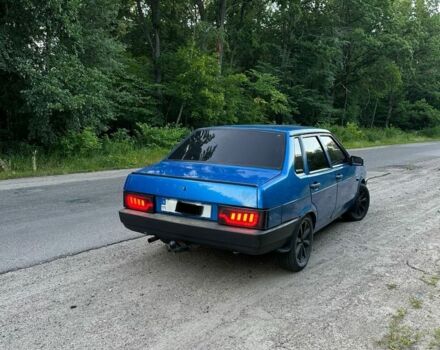 Синий ВАЗ 21099, объемом двигателя 1.6 л и пробегом 225 тыс. км за 3300 $, фото 2 на Automoto.ua