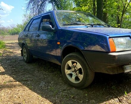 Синий ВАЗ 21099, объемом двигателя 1.6 л и пробегом 160 тыс. км за 1800 $, фото 3 на Automoto.ua