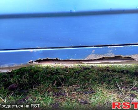 Синий ВАЗ 21099, объемом двигателя 1.6 л и пробегом 65 тыс. км за 888 $, фото 5 на Automoto.ua