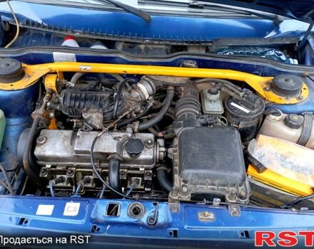 Синий ВАЗ 21099, объемом двигателя 1.6 л и пробегом 65 тыс. км за 888 $, фото 2 на Automoto.ua