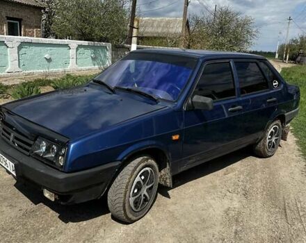 Синий ВАЗ 21099, объемом двигателя 1.6 л и пробегом 210 тыс. км за 2000 $, фото 3 на Automoto.ua