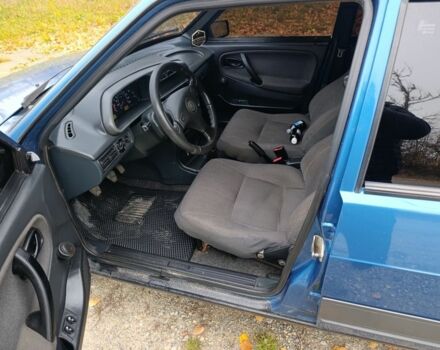 Синий ВАЗ 21099, объемом двигателя 1.6 л и пробегом 200 тыс. км за 2650 $, фото 9 на Automoto.ua