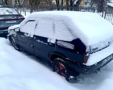 Синий ВАЗ 21099, объемом двигателя 1.5 л и пробегом 320 тыс. км за 1200 $, фото 1 на Automoto.ua