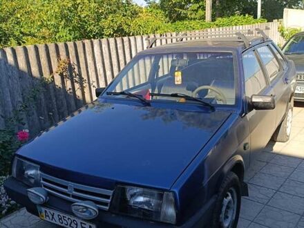 Синий ВАЗ 21099, объемом двигателя 1.5 л и пробегом 100 тыс. км за 1500 $, фото 1 на Automoto.ua