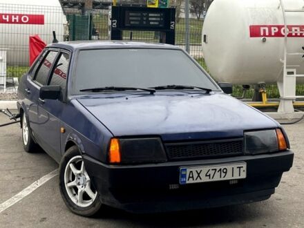 Синій ВАЗ 21099, об'ємом двигуна 1.5 л та пробігом 258 тис. км за 1400 $, фото 1 на Automoto.ua