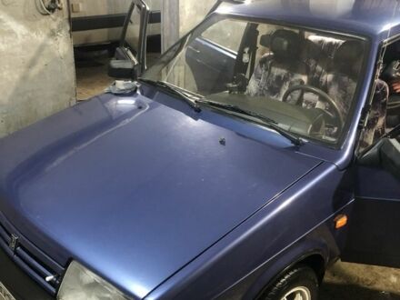 Синий ВАЗ 21099, объемом двигателя 1.5 л и пробегом 140 тыс. км за 2000 $, фото 1 на Automoto.ua