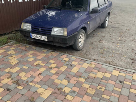ВАЗ 21099 1998 у Тернополі на Automoto.ua Синій ВАЗ 21099, об'ємом двигуна 1.5 л та пробігом 100 тис. км за 893 $, фото 1 на Automoto.ua