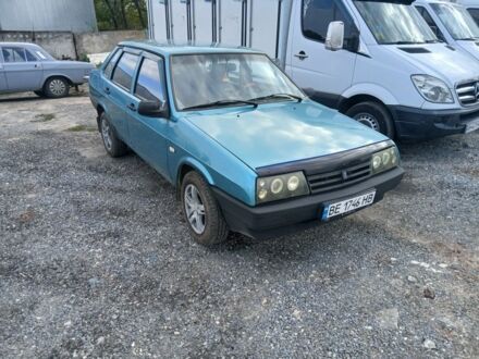Синий ВАЗ 21099, объемом двигателя 1.5 л и пробегом 198 тыс. км за 800 $, фото 1 на Automoto.ua