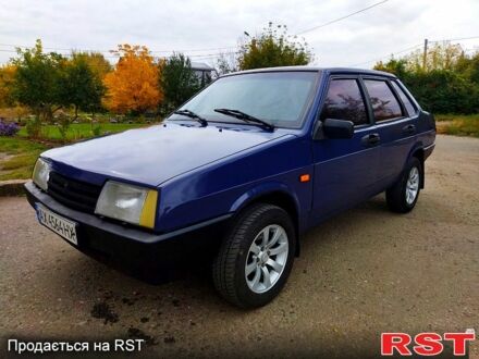 Синий ВАЗ 21099, объемом двигателя 1.5 л и пробегом 183 тыс. км за 1250 $, фото 1 на Automoto.ua
