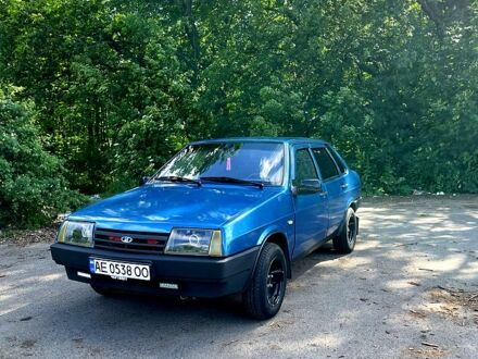 Синій ВАЗ 21099, об'ємом двигуна 1.5 л та пробігом 300 тис. км за 1299 $, фото 1 на Automoto.ua