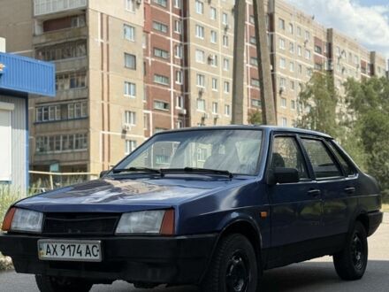 Синий ВАЗ 21099, объемом двигателя 1.6 л и пробегом 180 тыс. км за 559 $, фото 1 на Automoto.ua