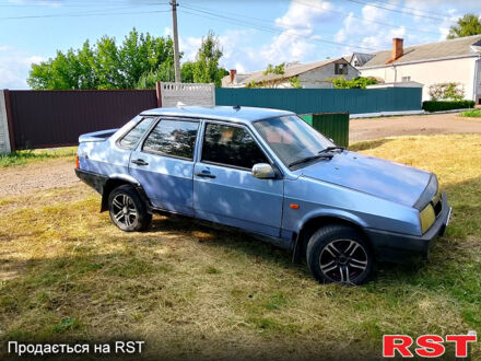 Синий ВАЗ 21099, объемом двигателя 1.5 л и пробегом 200 тыс. км за 950 $, фото 1 на Automoto.ua