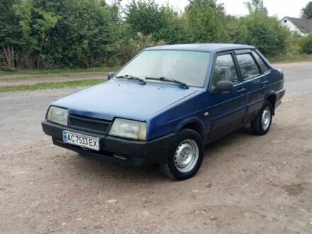 Синий ВАЗ 21099, объемом двигателя 1.5 л и пробегом 330 тыс. км за 575 $, фото 1 на Automoto.ua