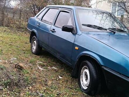 Синий ВАЗ 21099, объемом двигателя 1.5 л и пробегом 300 тыс. км за 347 $, фото 1 на Automoto.ua
