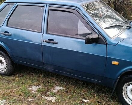 Синий ВАЗ 21099, объемом двигателя 1.5 л и пробегом 300 тыс. км за 337 $, фото 1 на Automoto.ua