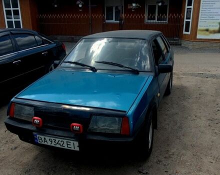 Синий ВАЗ 21099, объемом двигателя 1.5 л и пробегом 300 тыс. км за 1100 $, фото 1 на Automoto.ua