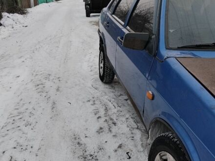 Синий ВАЗ 21099, объемом двигателя 1.5 л и пробегом 333 тыс. км за 1040 $, фото 1 на Automoto.ua