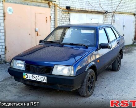 Синий ВАЗ 21099, объемом двигателя 1.5 л и пробегом 270 тыс. км за 1350 $, фото 1 на Automoto.ua