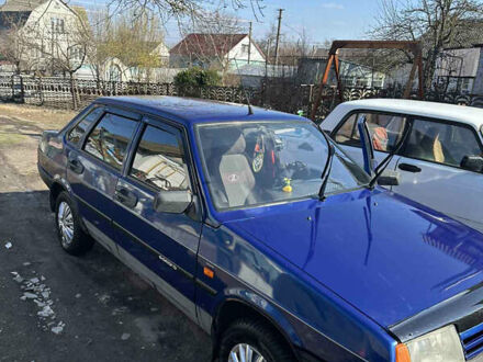 Синий ВАЗ 21099, объемом двигателя 1.5 л и пробегом 200 тыс. км за 1800 $, фото 1 на Automoto.ua